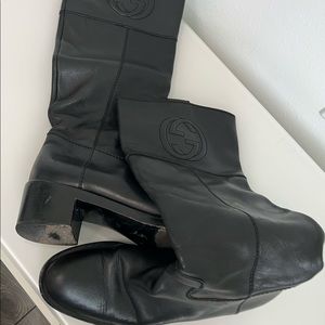 Gucci GG logo black leather boots